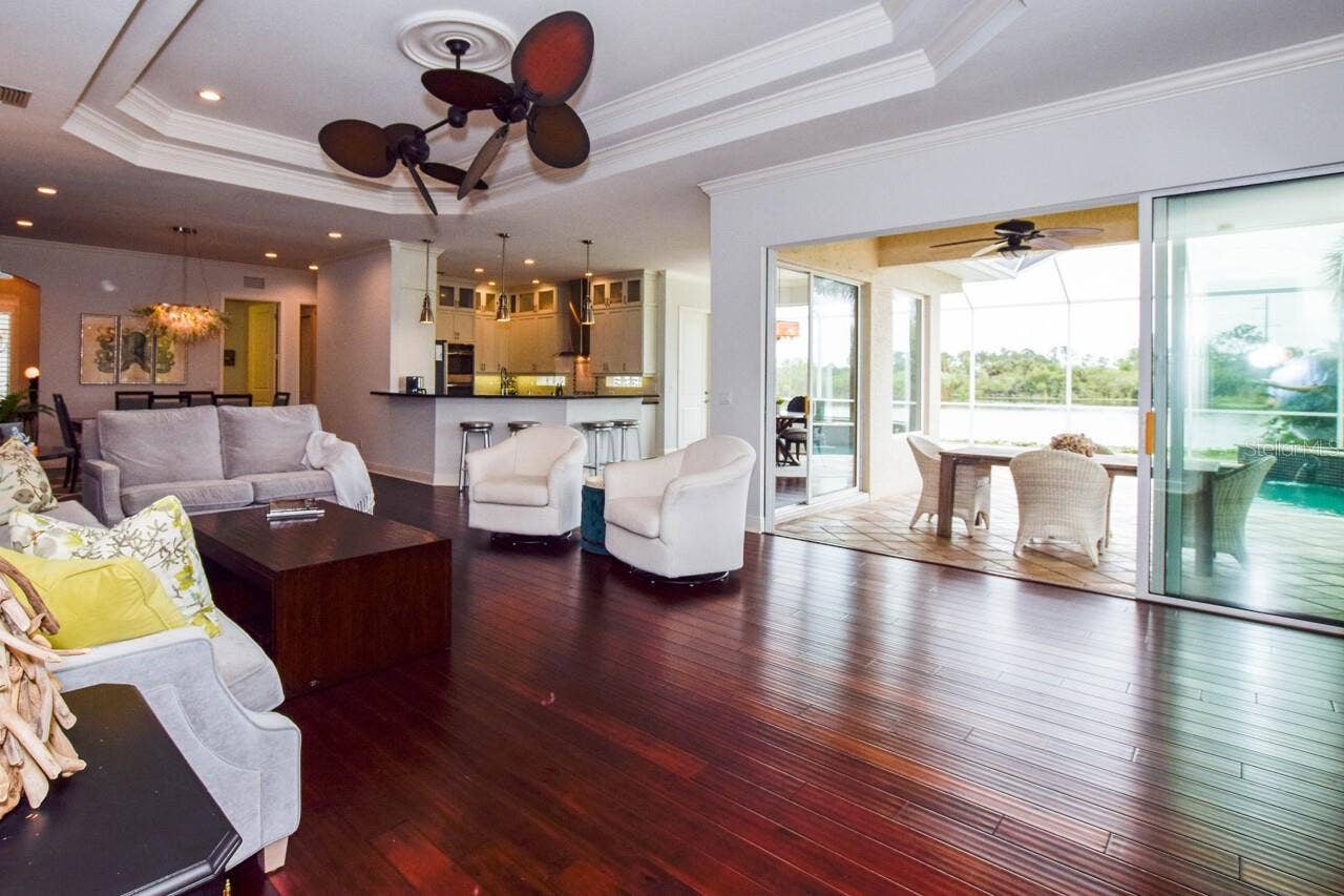 1580 LANCASHIRE DRIVE, Venice, FL 34293 1580 LANCASHIRE DRIVE, Venice, FL 34293