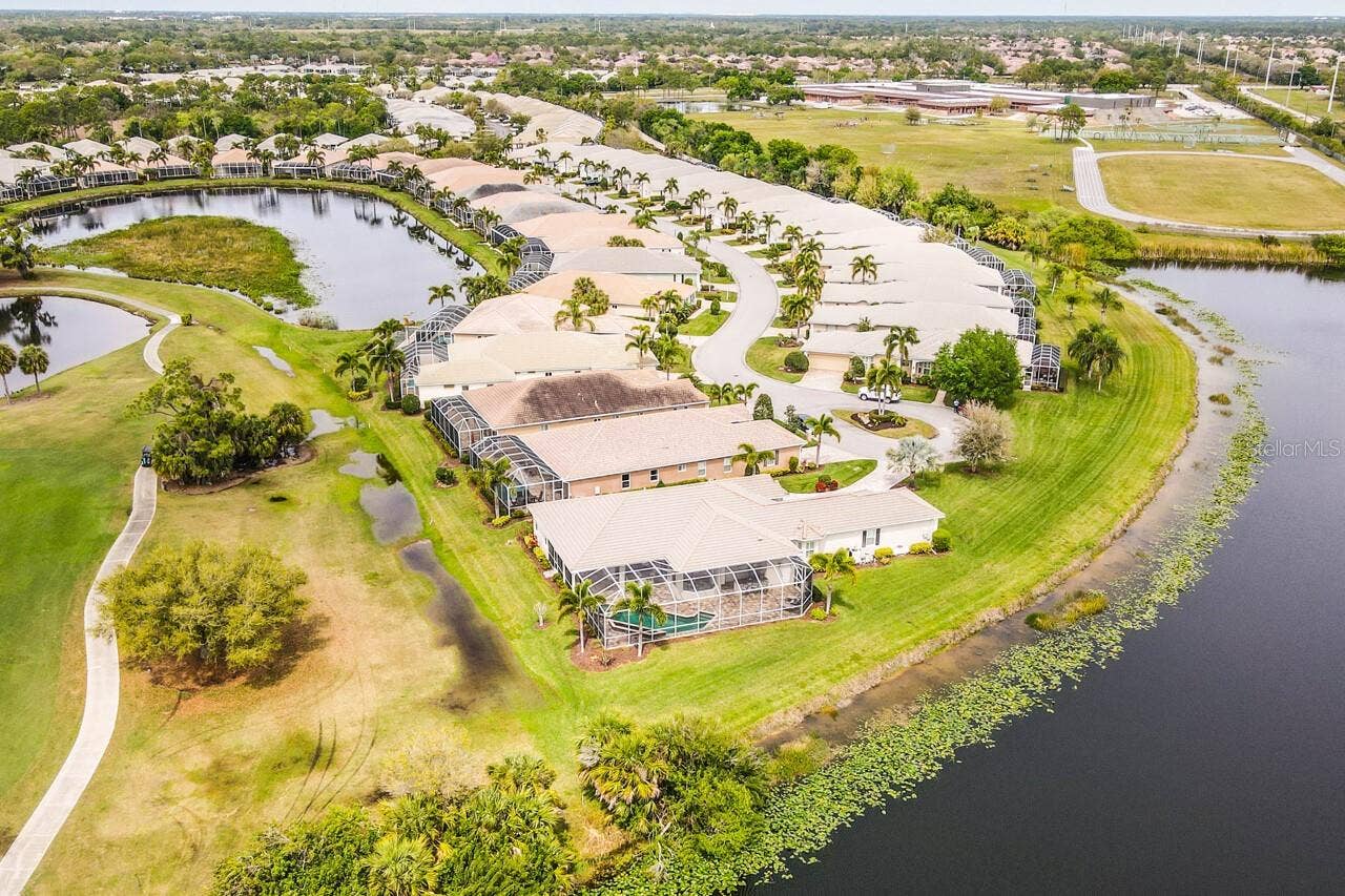 1580 LANCASHIRE DRIVE, Venice, FL 34293 1580 LANCASHIRE DRIVE, Venice, FL 34293