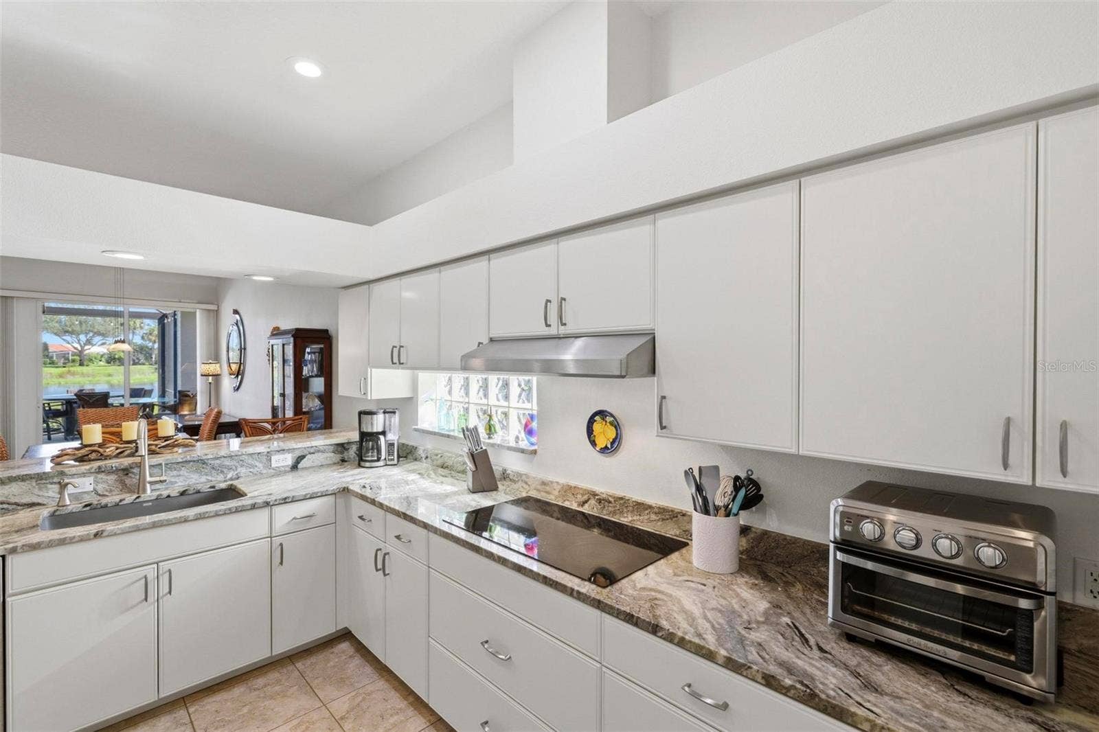 687 LAKESCENE DRIVE, Venice, FL 34293 Lake views from kitchen
