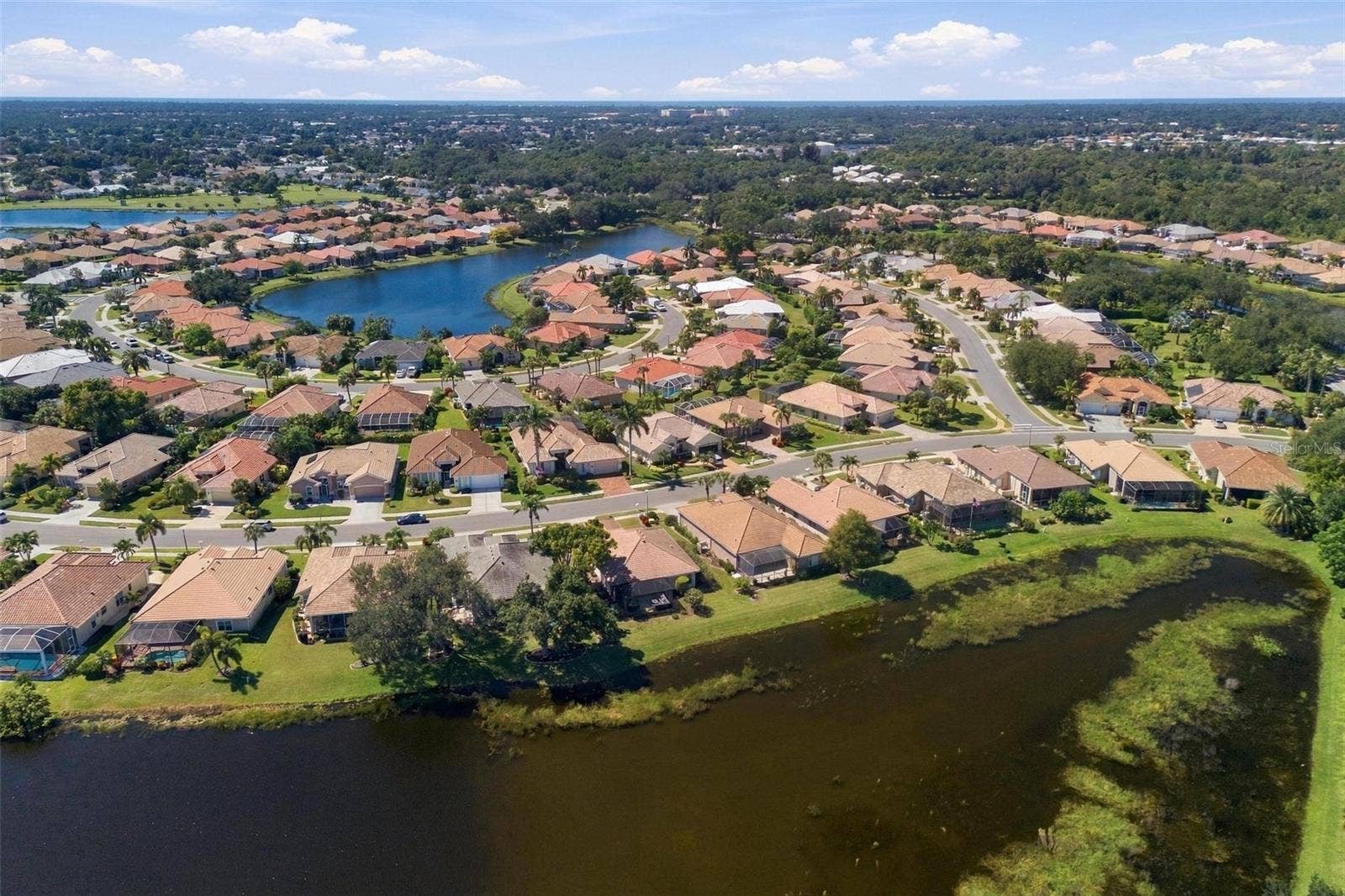 687 LAKESCENE DRIVE, Venice, FL 34293 687 LAKESCENE DRIVE, Venice, FL 34293