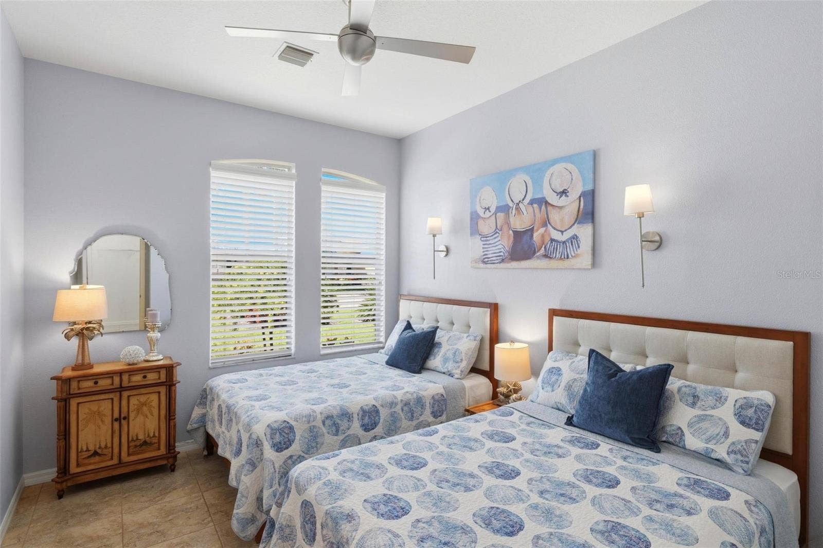 687 LAKESCENE DRIVE, Venice, FL 34293 Spacious guest bedroom