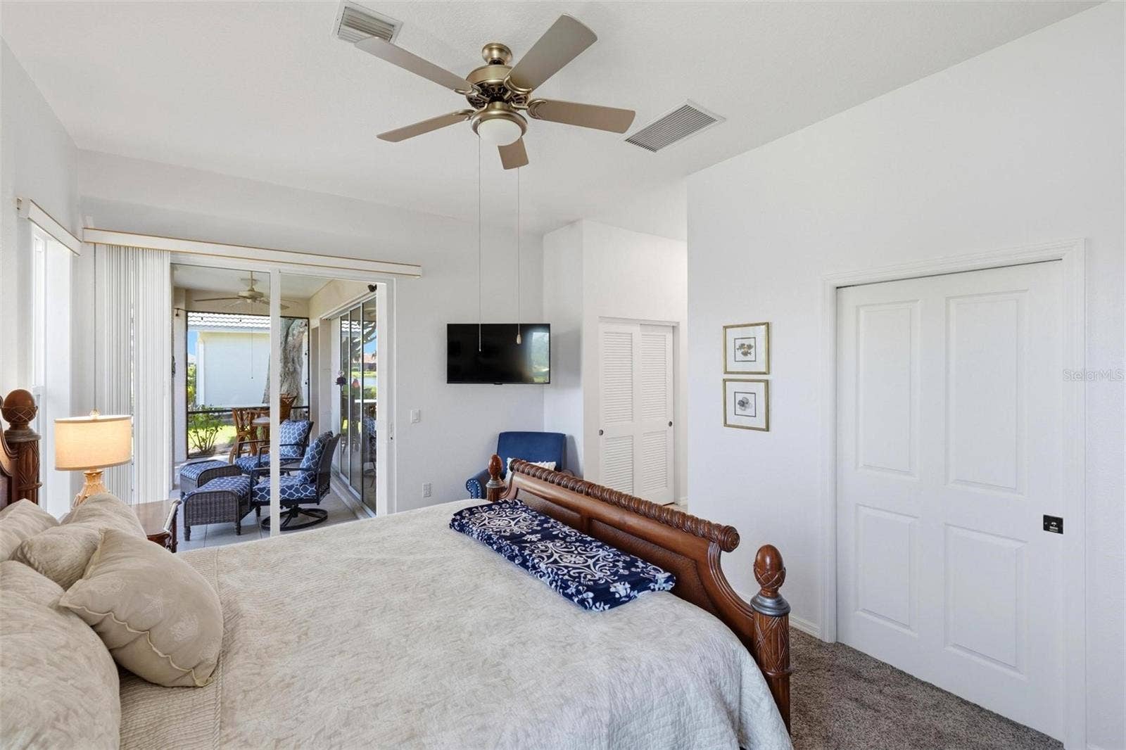 687 LAKESCENE DRIVE, Venice, FL 34293 687 LAKESCENE DRIVE, Venice, FL 34293
