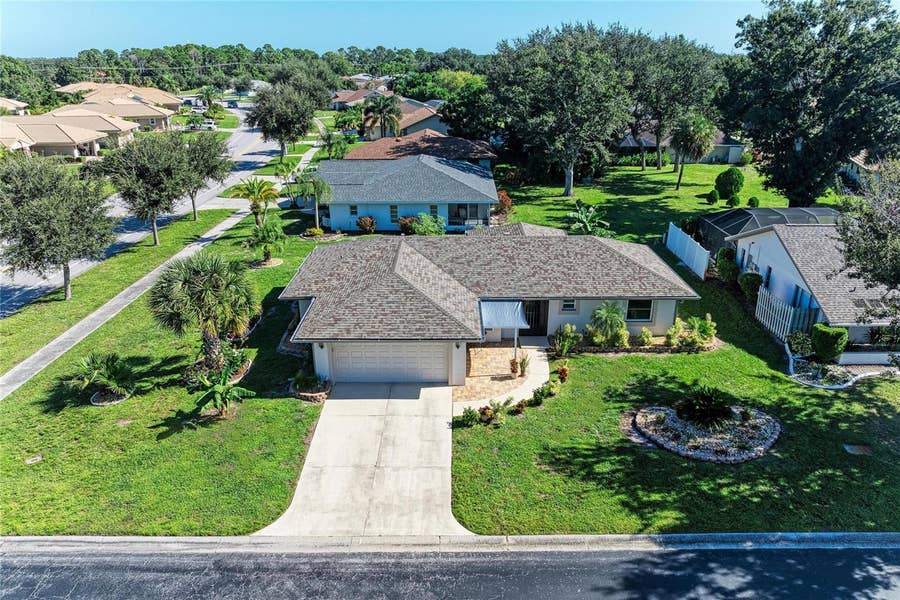 Property photo for 3200 MEADOW RUN DRIVE, Venice, FL