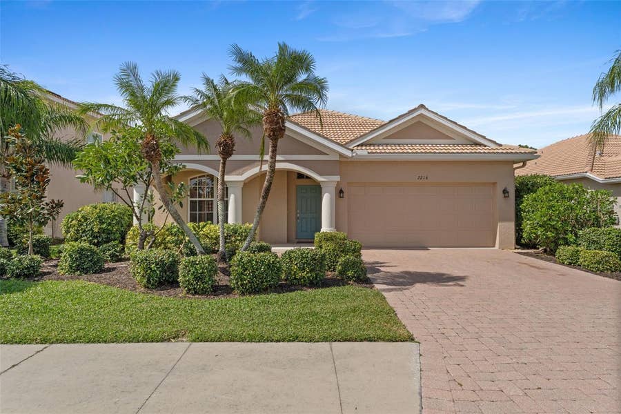 Property photo for 2216 WEAVER BIRD LANE, Venice, FL
