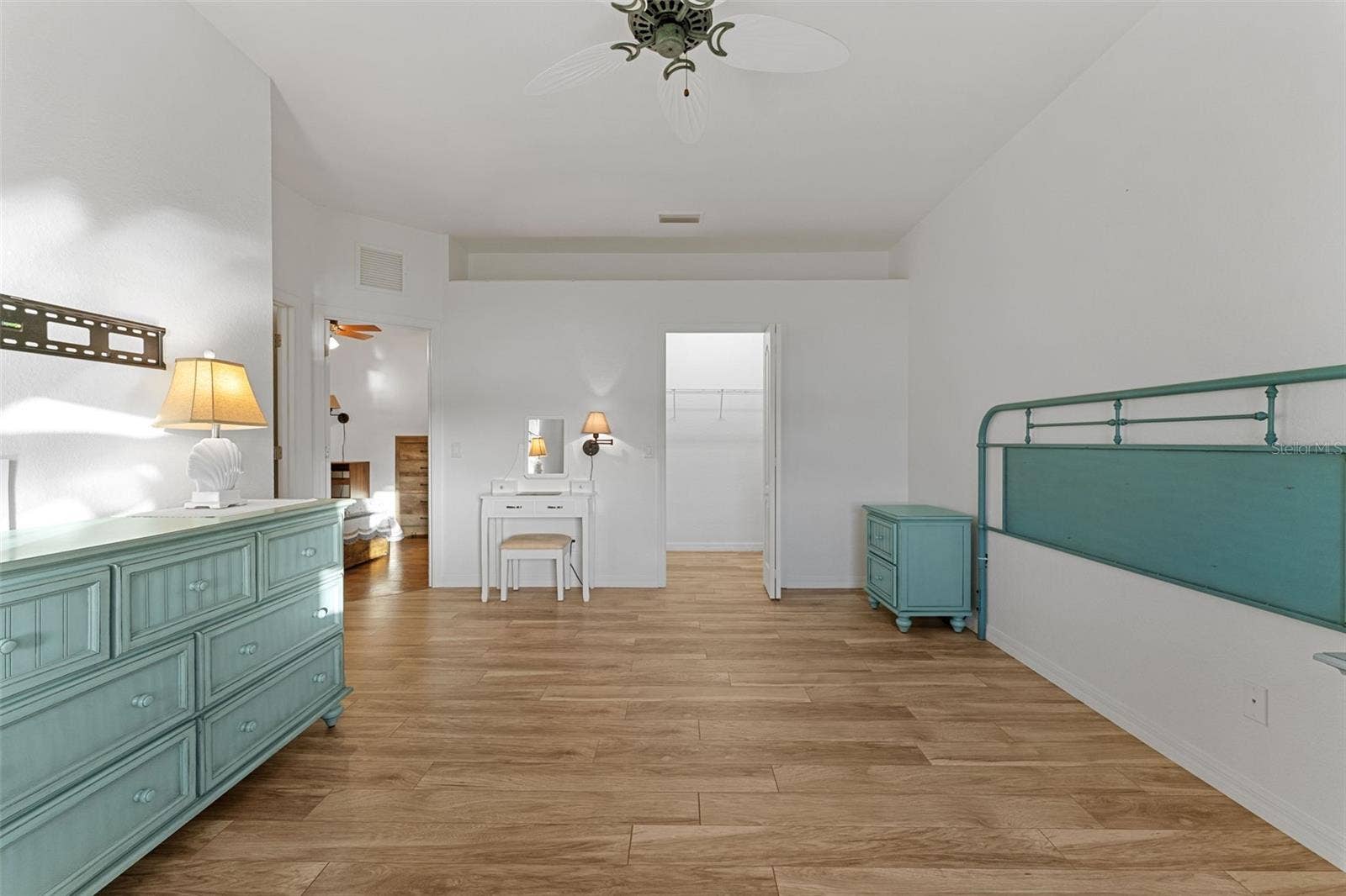 2216 WEAVER BIRD LANE, Venice, FL 34292 Walk-in closet straight ahead, adjoining room to the left