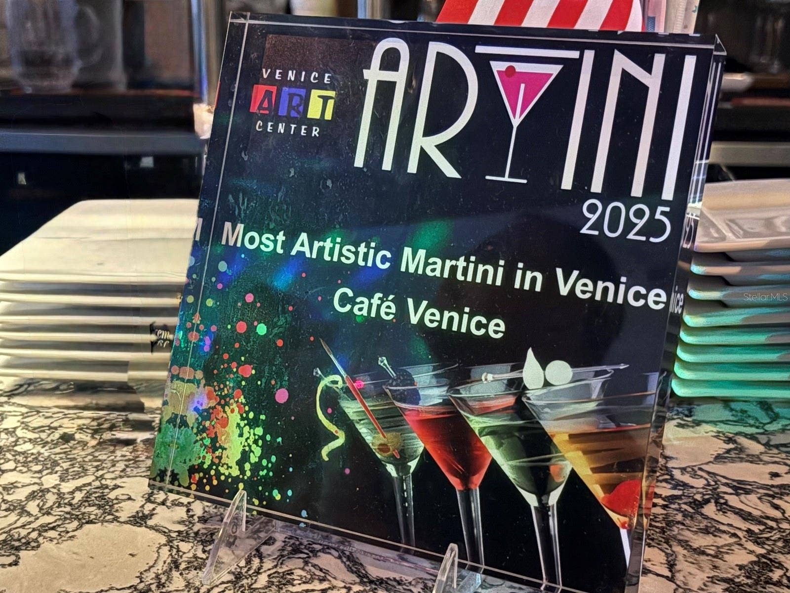2216 WEAVER BIRD LANE, Venice, FL 34292 Venice Cafe has a great bar and live entertainment in the evenings