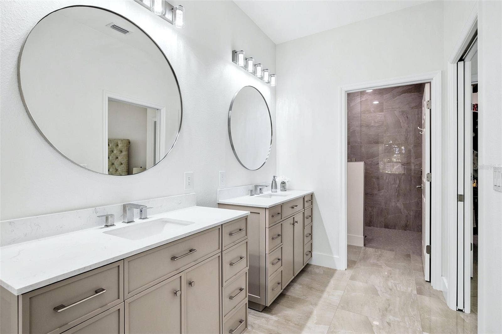 4316 CALLISTA LANE, Sarasota, FL 34243 4316 CALLISTA LANE, Sarasota, FL 34243