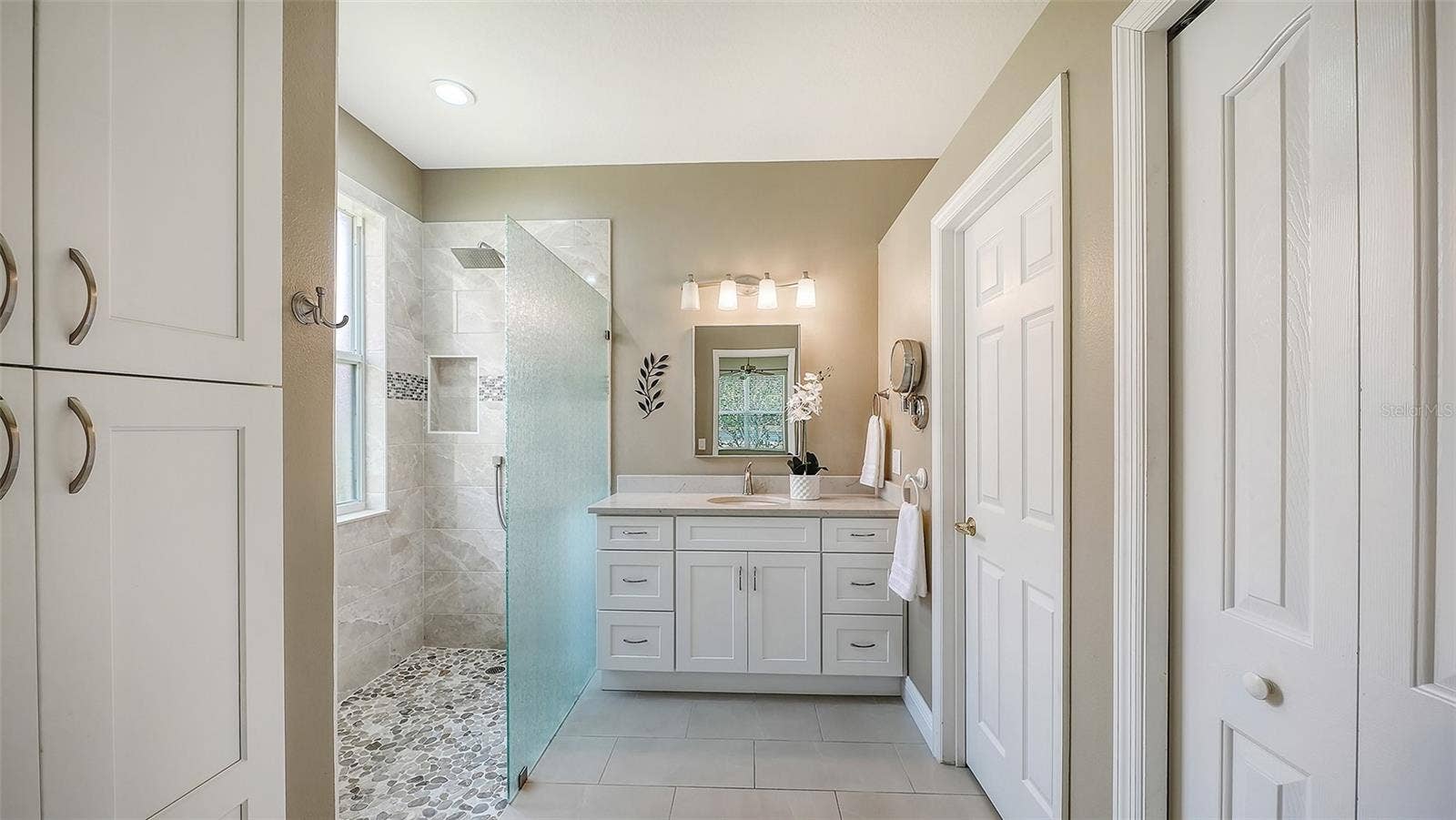 750 BACK NINE DRIVE, Venice, FL 34285 Primary Bathroom