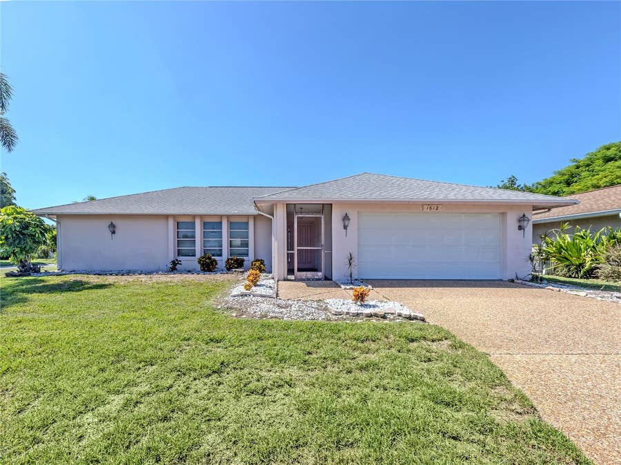 Property photo for 1612 VIKKI COURT, Venice, FL