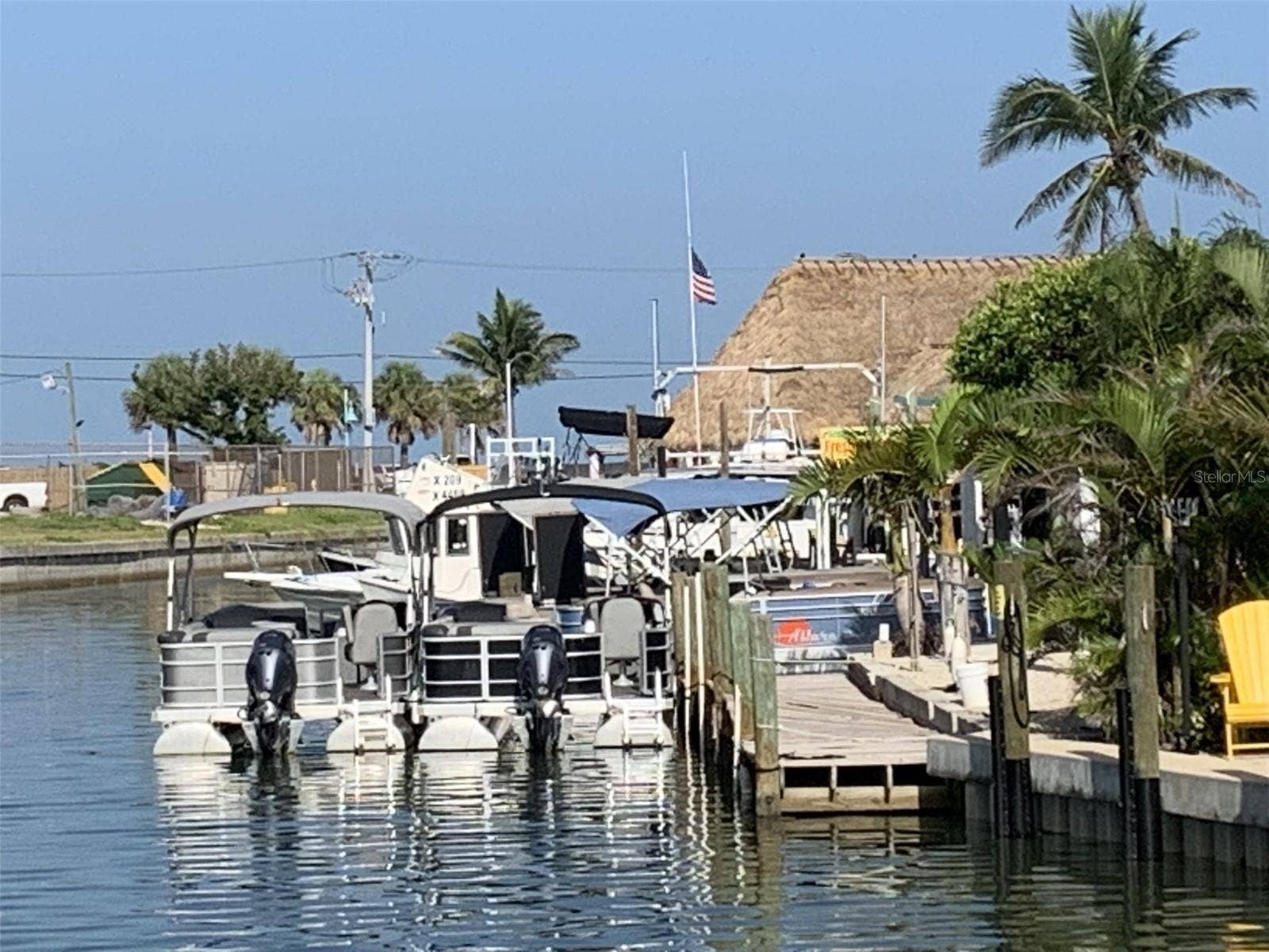 5031 N BEACH ROAD, #118, Englewood, FL 34223 Beachcomber Restaurant Boating Access