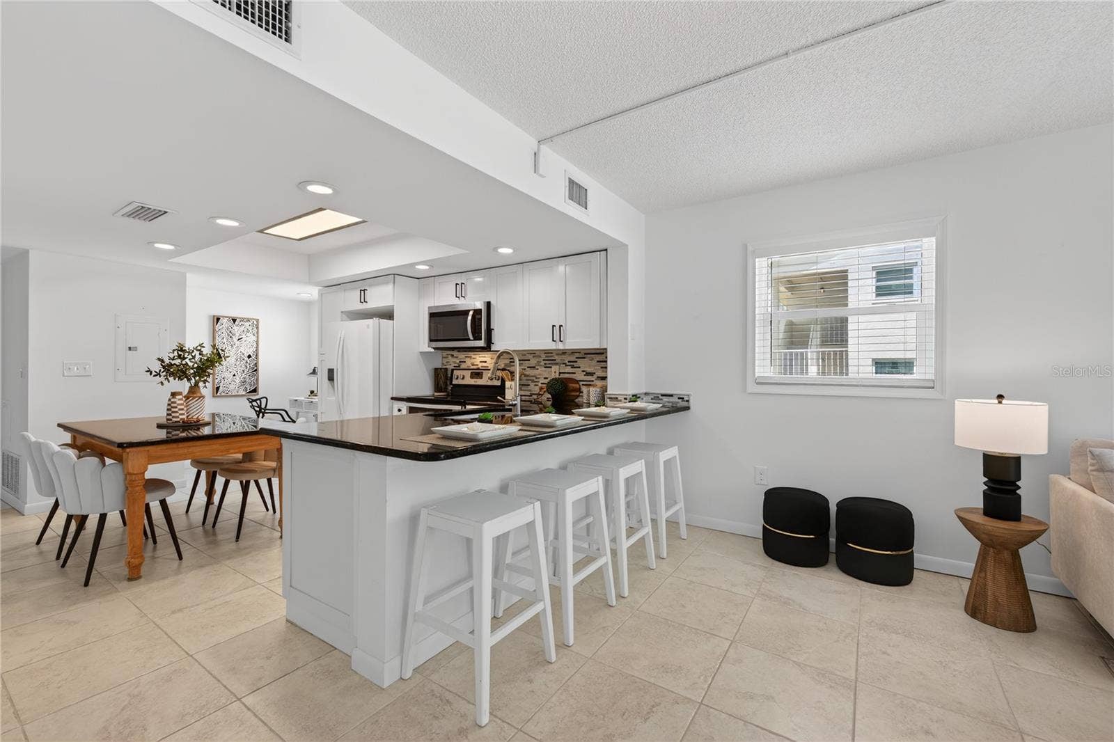 5031 N BEACH ROAD, #118, Englewood, FL 34223 Breakfast Bar