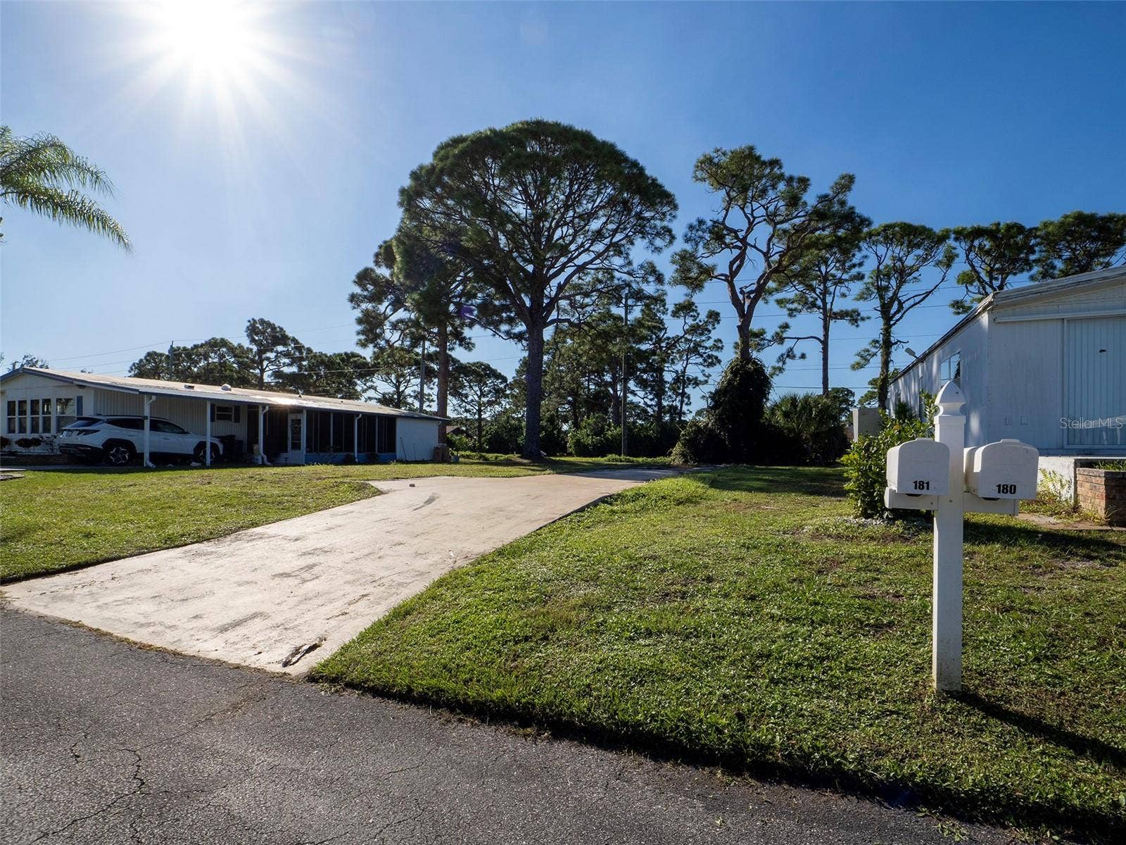 181 S FIJI CIRCLE, Englewood, FL 34223