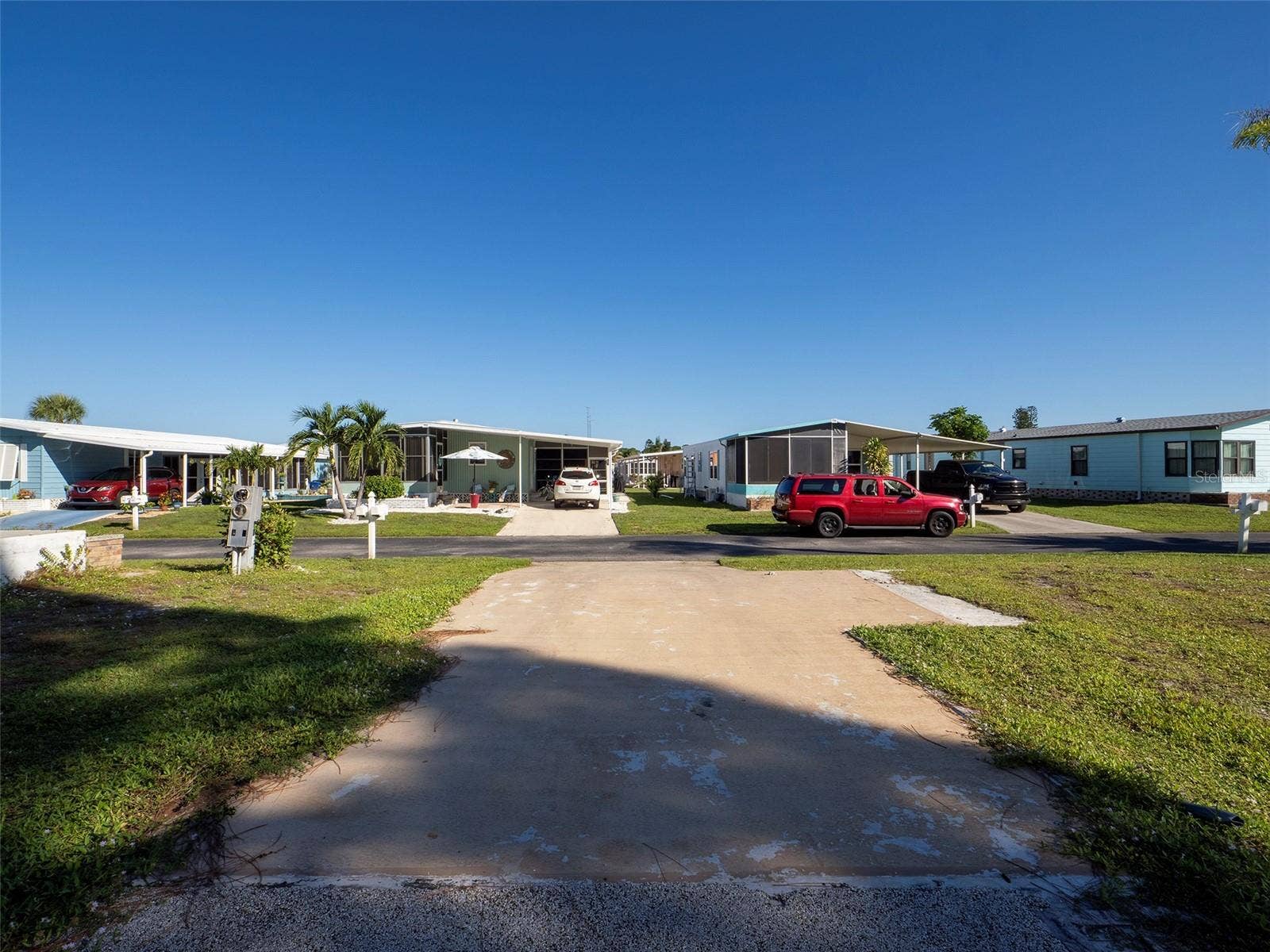181 S FIJI CIRCLE, Englewood, FL 34223