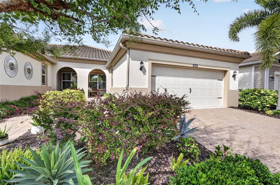 Property photo for 11910 TAPESTRY LANE, Venice, FL