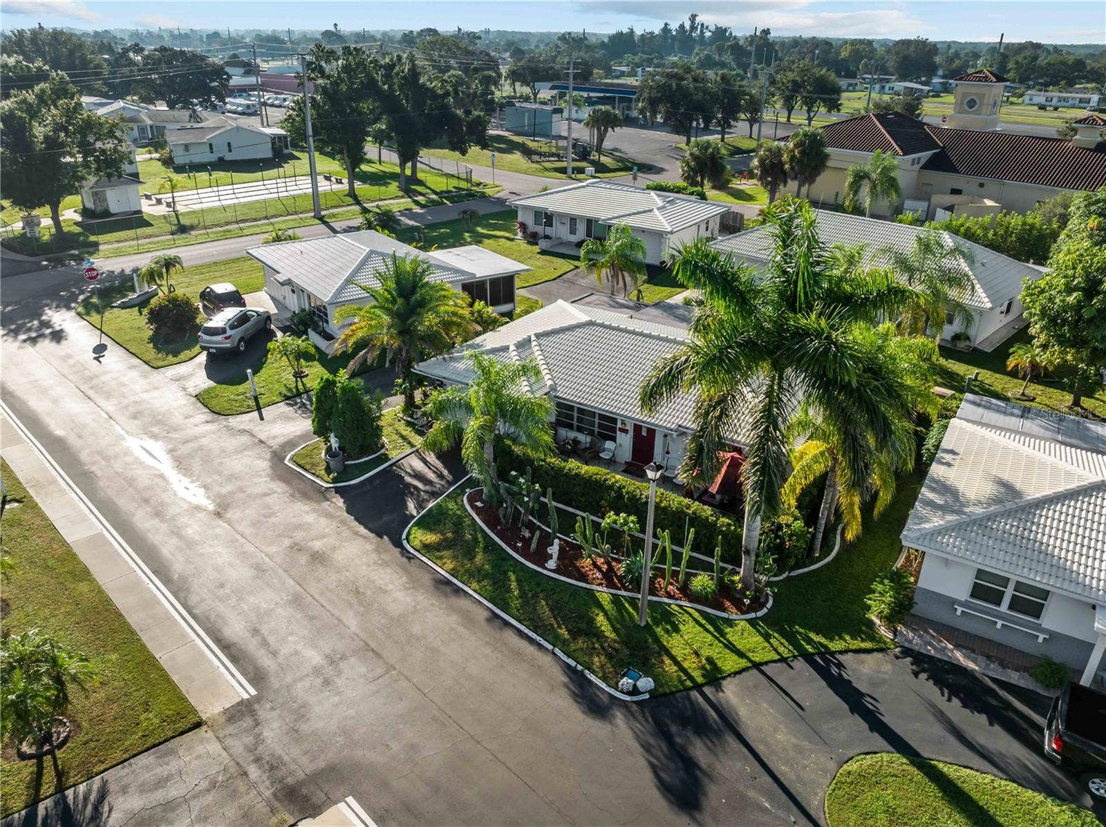 8551 PICKWICK ROAD, North Port, FL 34287 8551 PICKWICK ROAD, North Port, FL 34287