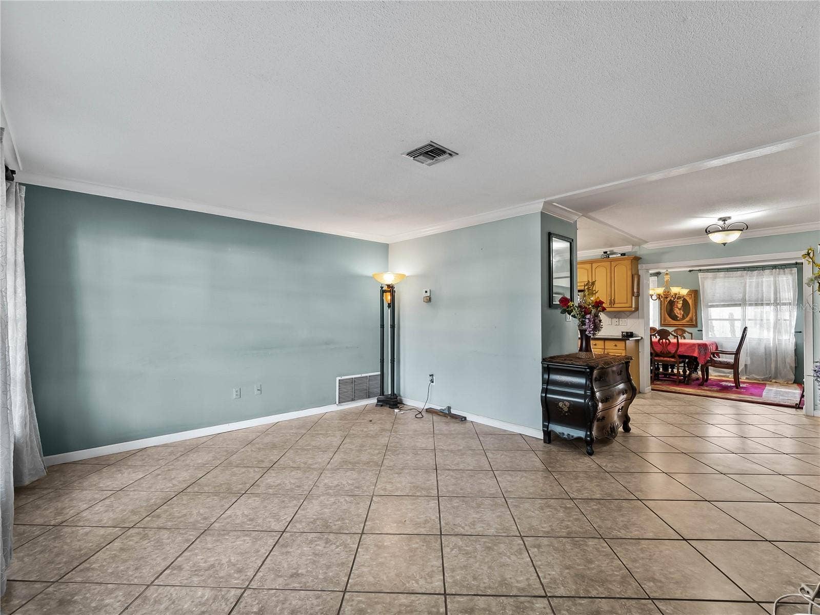 8551 PICKWICK ROAD, North Port, FL 34287 8551 PICKWICK ROAD, North Port, FL 34287
