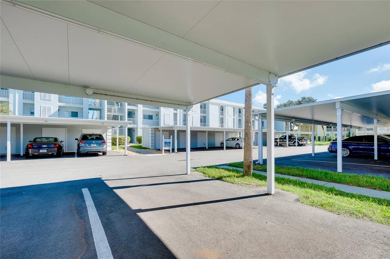 408 CERROMAR CIRCLE S, #132, Venice, FL 34293