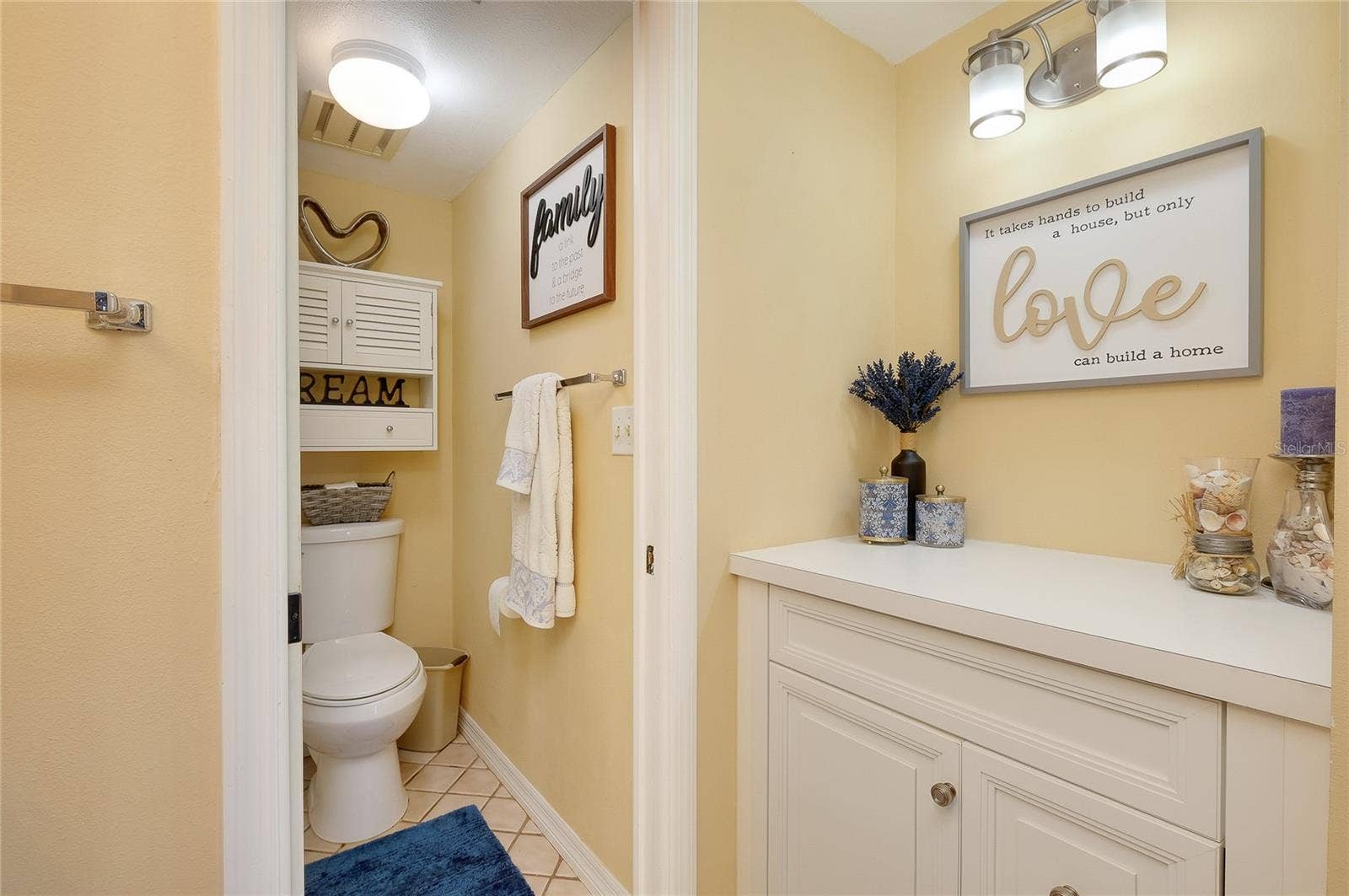 408 CERROMAR CIRCLE S, #132, Venice, FL 34293