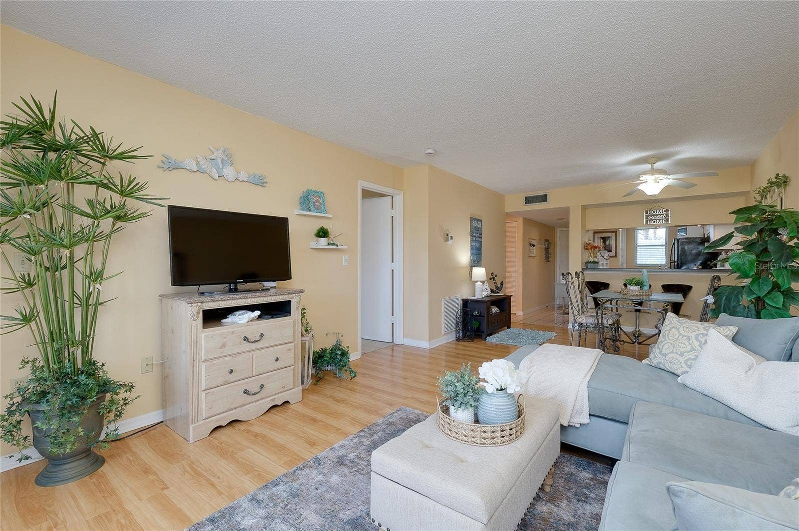 408 CERROMAR CIRCLE S, #132, Venice, FL 34293