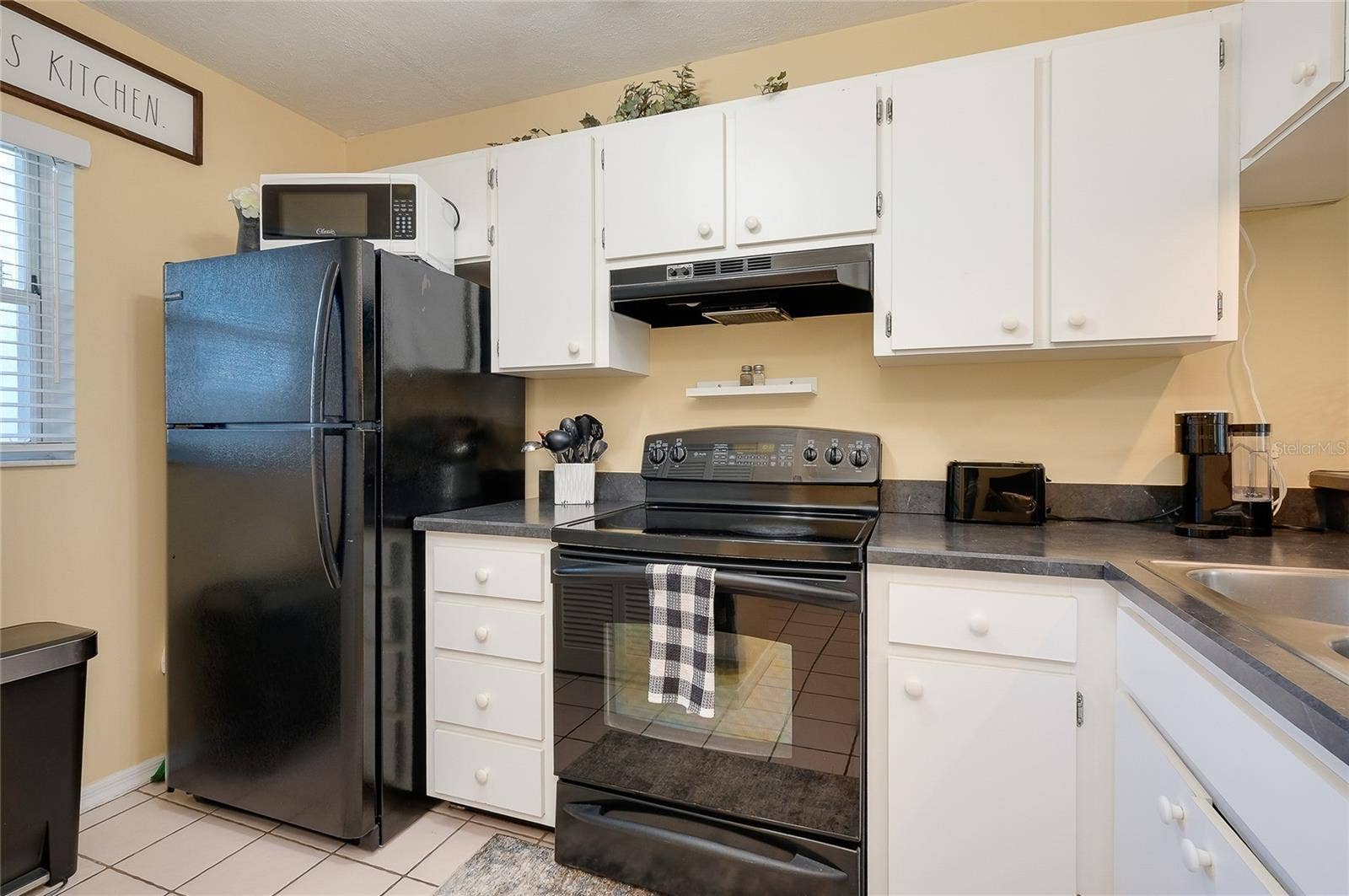 408 CERROMAR CIRCLE S, #132, Venice, FL 34293