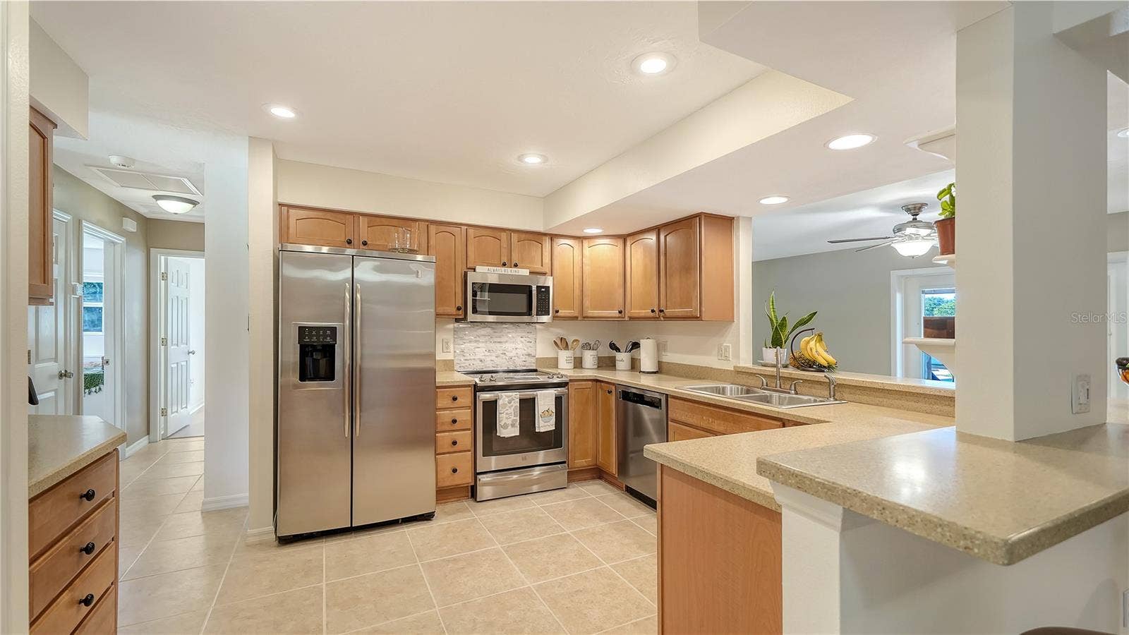 2304 50TH STREET W, Bradenton, FL 34209 Kitchen