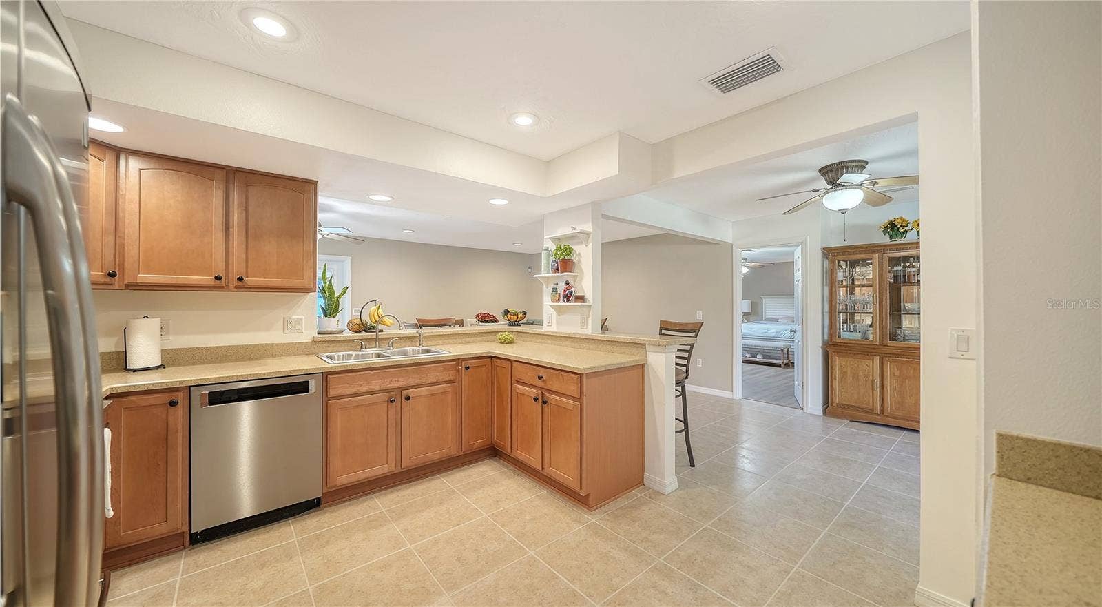 2304 50TH STREET W, Bradenton, FL 34209 Kitchen