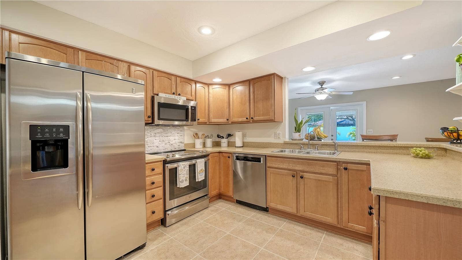 2304 50TH STREET W, Bradenton, FL 34209 Kitchen