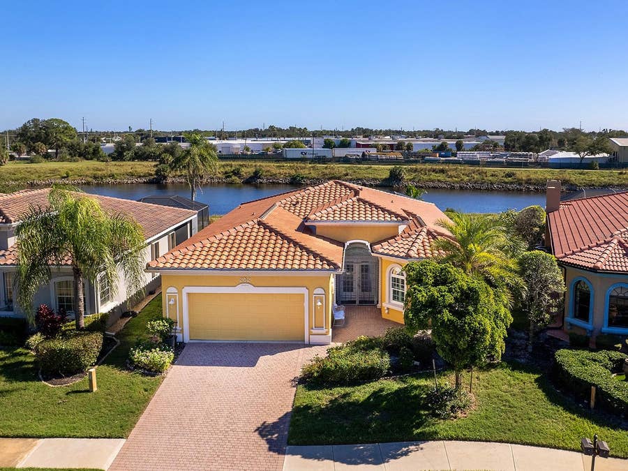 Property photo for 202 RIO TERRA, Venice, FL