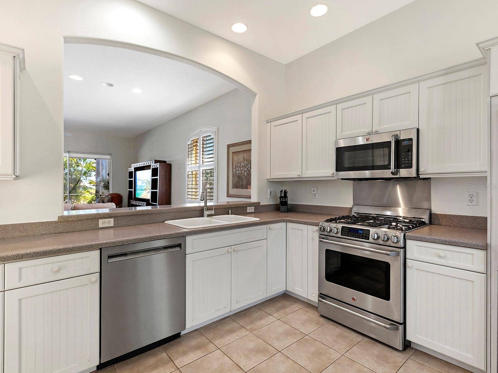 202 RIO TERRA, Venice, FL 34285 202 RIO TERRA, Venice, FL 34285