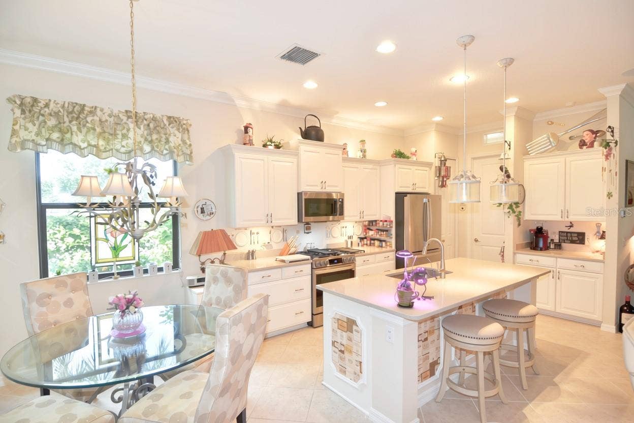 27301 DRIVER LANE, Englewood, FL 34223 Dining and Kitchen