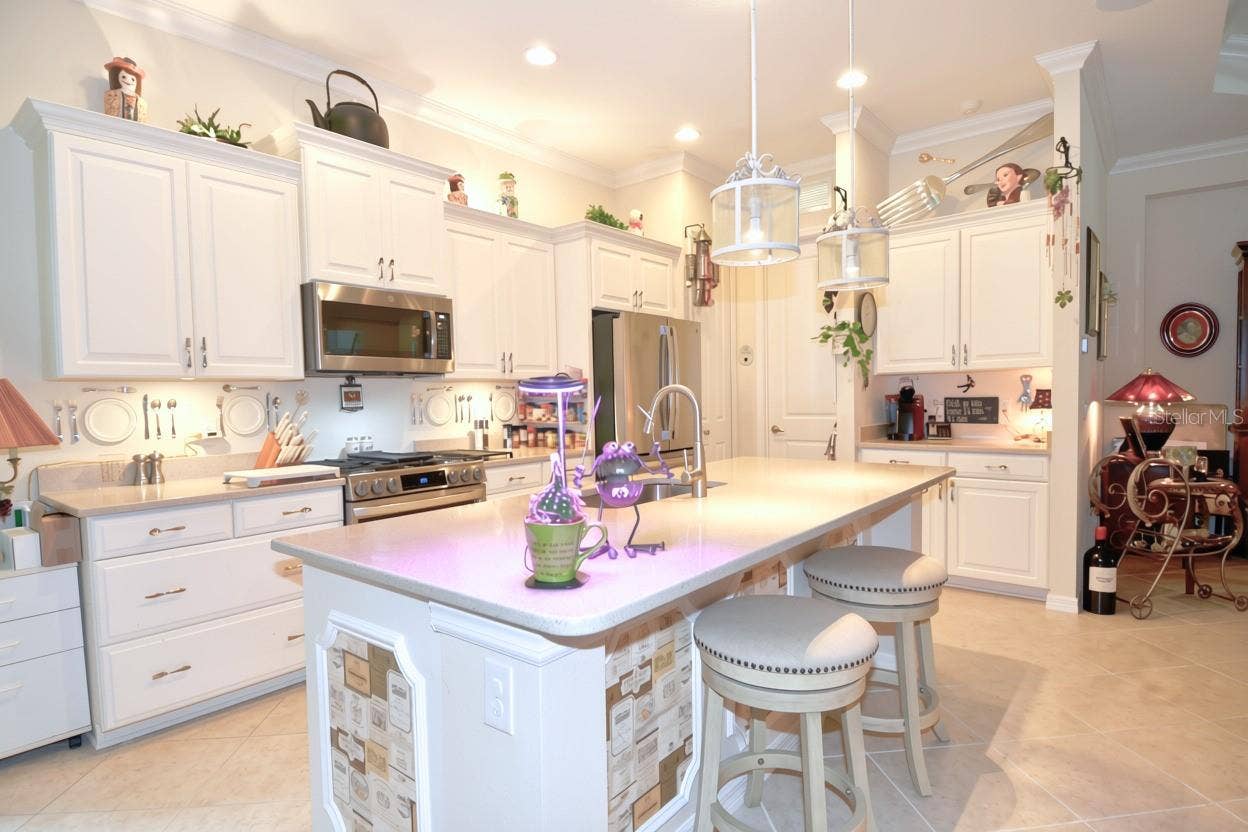 27301 DRIVER LANE, Englewood, FL 34223 Kitchen and Breakfast Bar