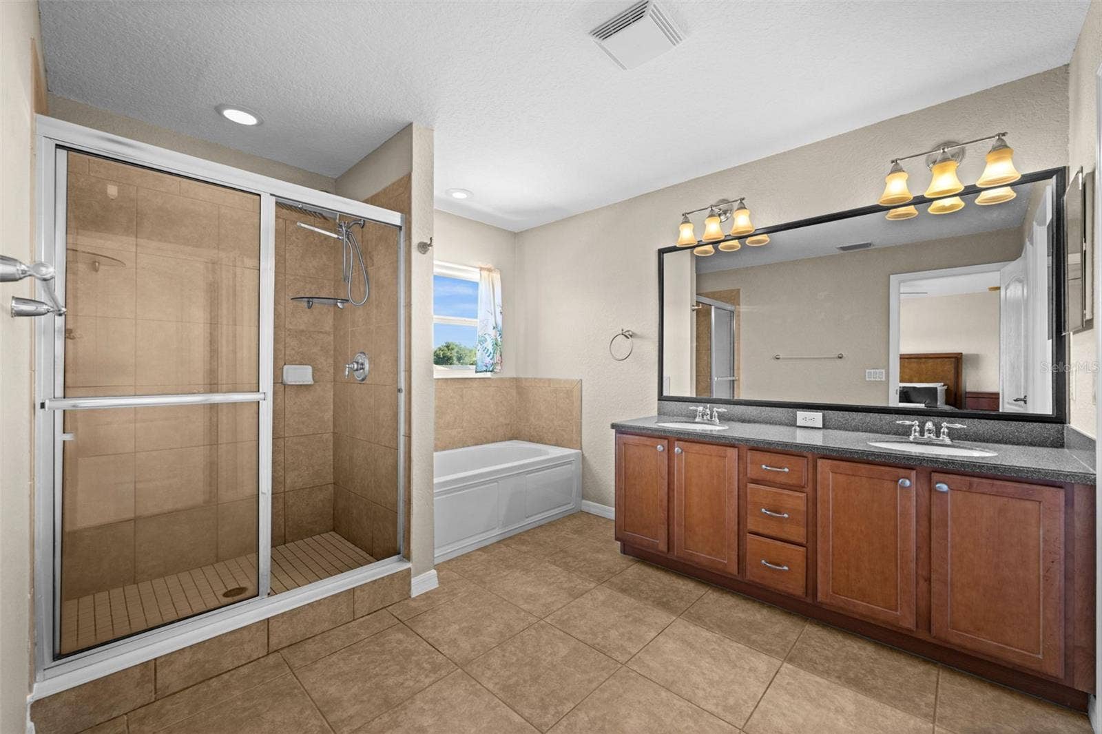 11686 TEMPEST HARBOR LOOP, Venice, FL 34292 11686 TEMPEST HARBOR LOOP, Venice, FL 34292
