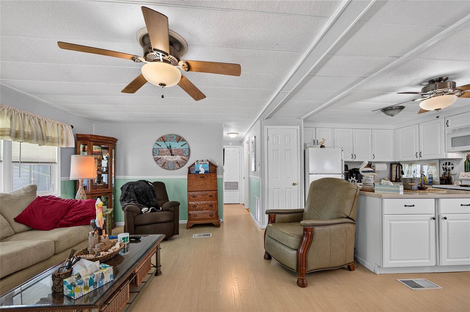 213 MANTUA DRIVE, Venice, FL 34285 213 MANTUA DRIVE, Venice, FL 34285