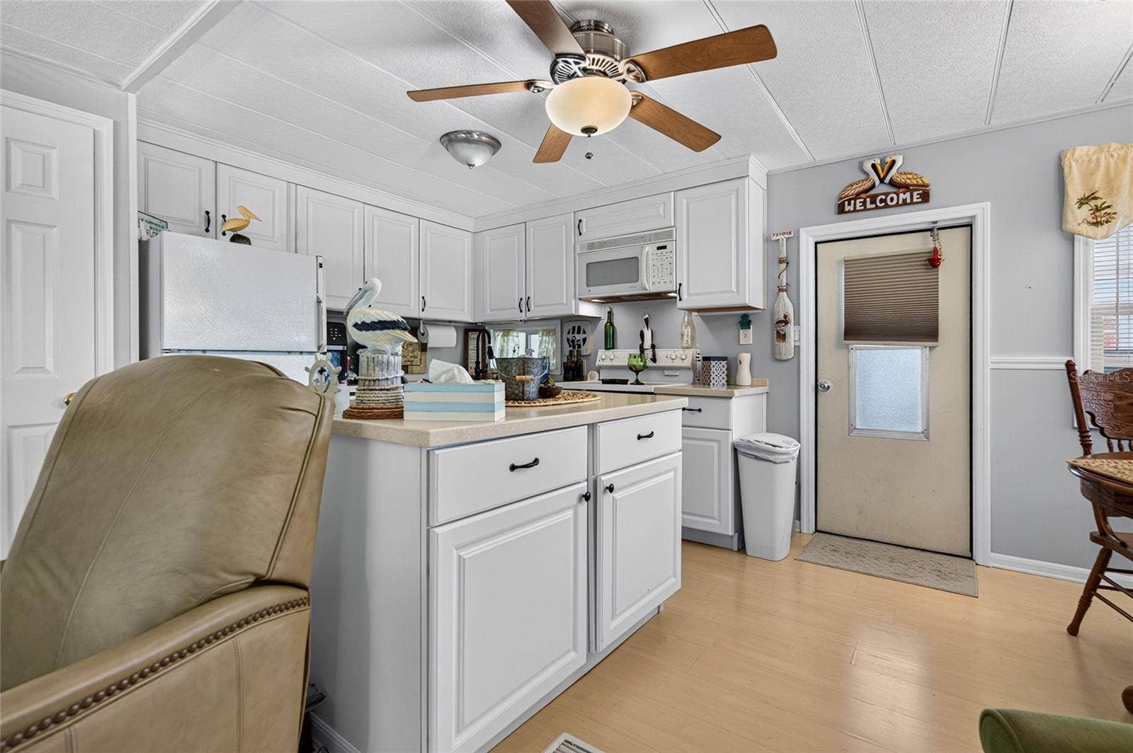 213 MANTUA DRIVE, Venice, FL 34285 213 MANTUA DRIVE, Venice, FL 34285
