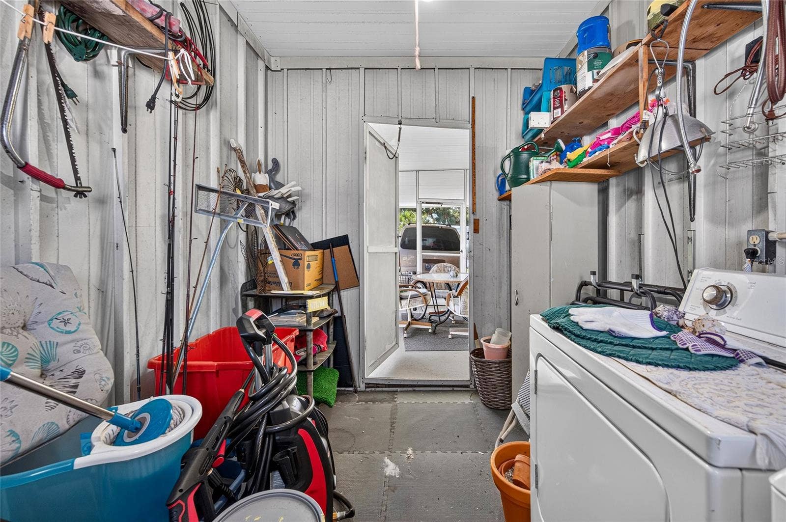 213 MANTUA DRIVE, Venice, FL 34285 213 MANTUA DRIVE, Venice, FL 34285