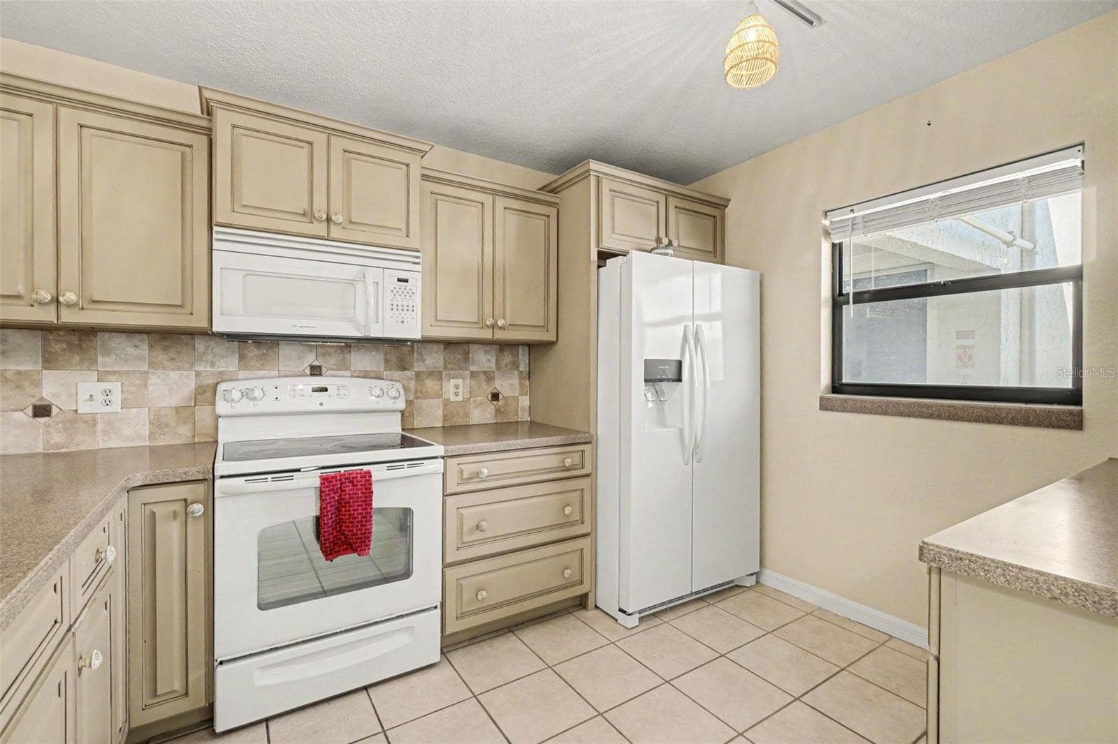 175 KINGS HIGHWAY, #324, Punta Gorda, FL 33983 175 KINGS HIGHWAY, #324, Punta Gorda, FL 33983