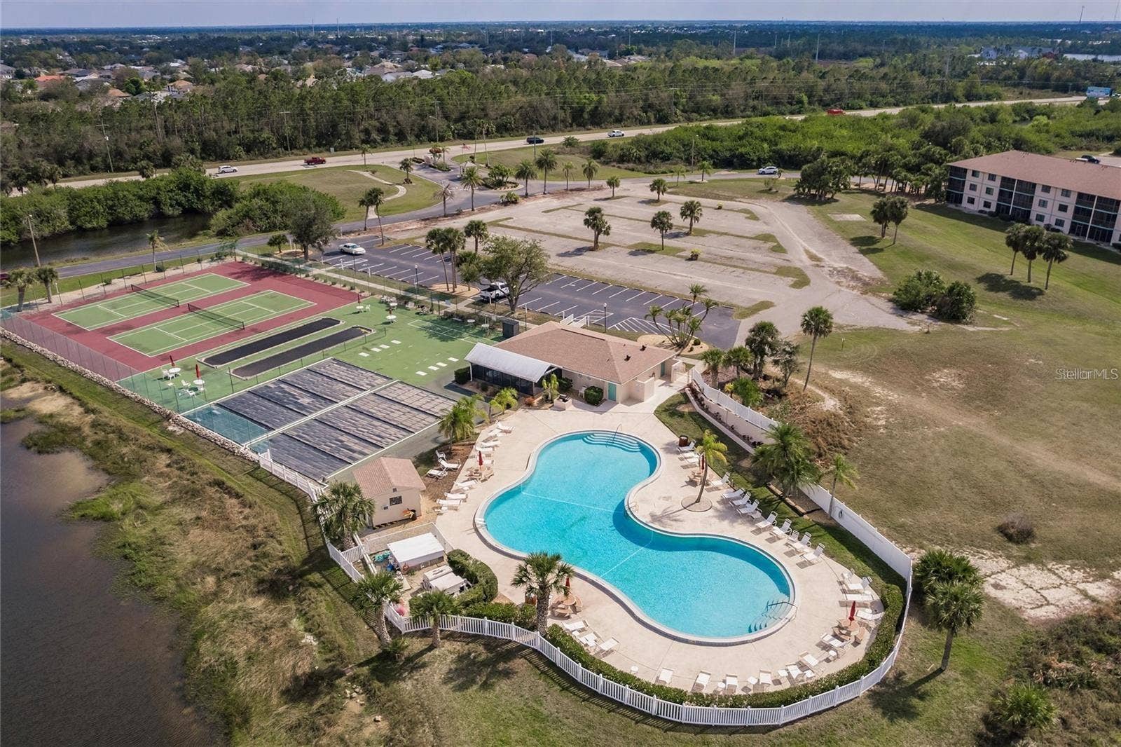 175 KINGS HIGHWAY, #324, Punta Gorda, FL 33983 175 KINGS HIGHWAY, #324, Punta Gorda, FL 33983