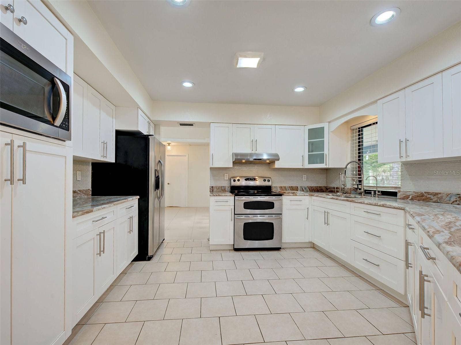 397 DORCHESTER STREET, Port Charlotte, FL 33954 Luxury Granite