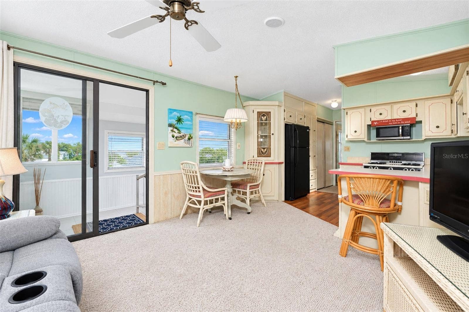 39 CROWN POINT DRIVE, Nokomis, FL 34275 39 CROWN POINT DRIVE, Nokomis, FL 34275