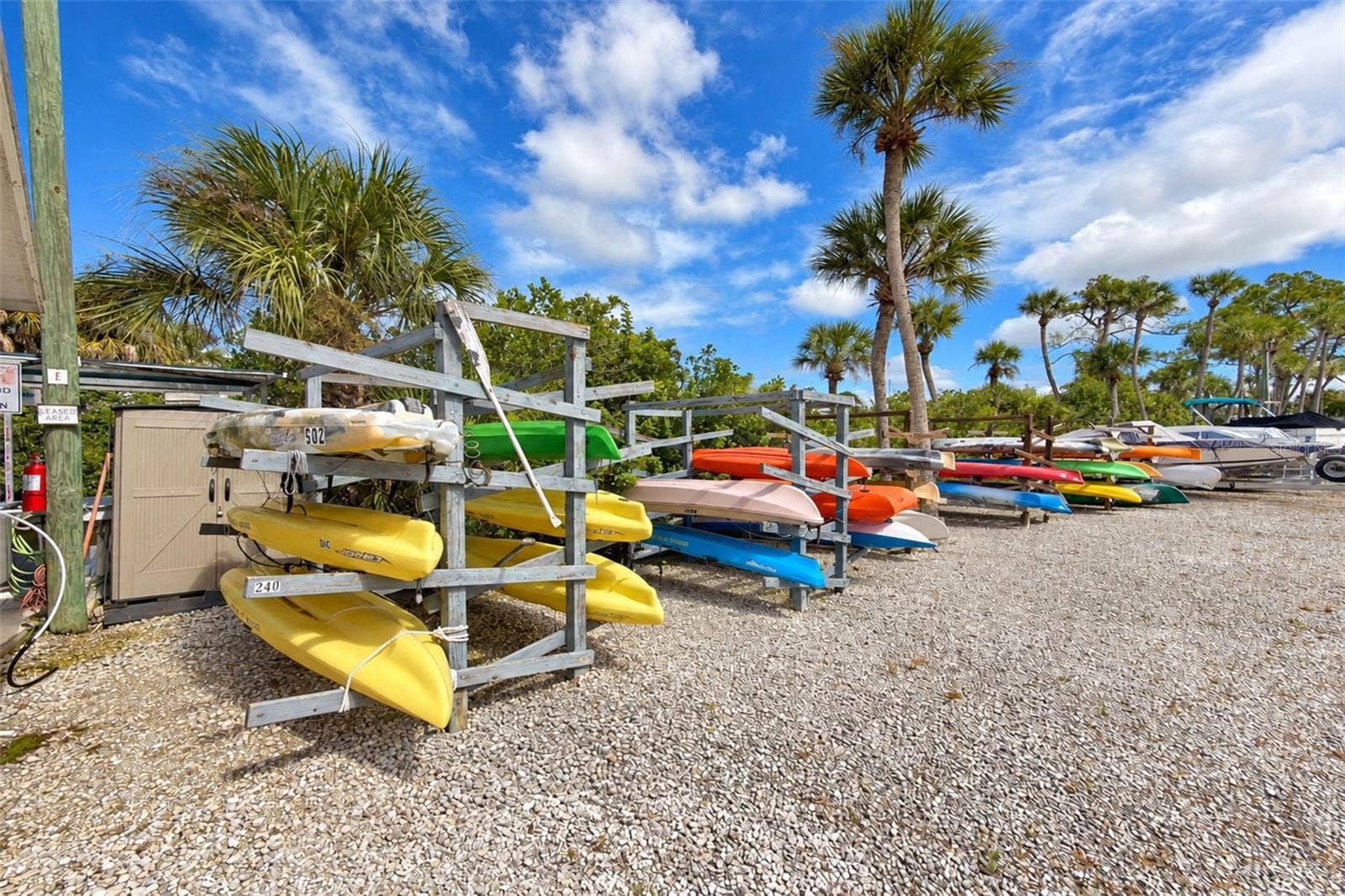 39 CROWN POINT DRIVE, Nokomis, FL 34275 39 CROWN POINT DRIVE, Nokomis, FL 34275