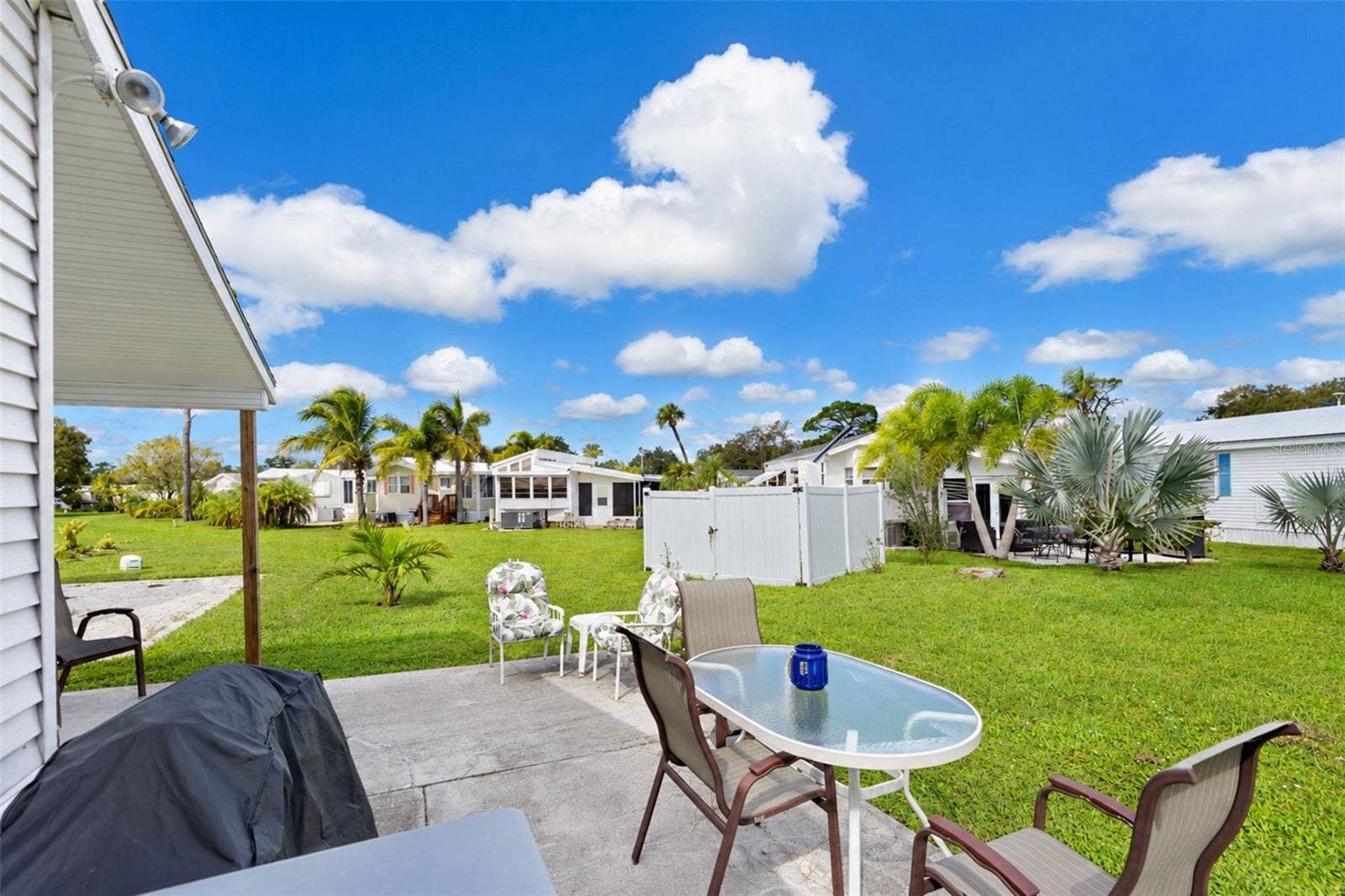 39 CROWN POINT DRIVE, Nokomis, FL 34275 39 CROWN POINT DRIVE, Nokomis, FL 34275