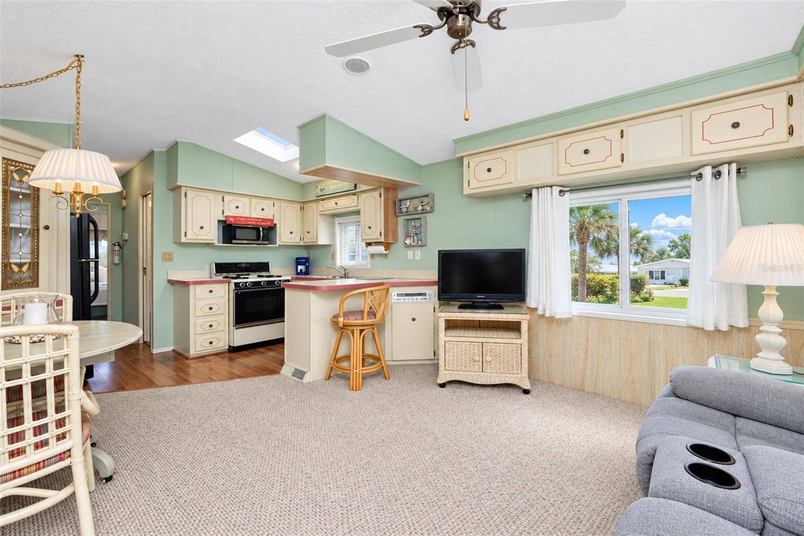 39 CROWN POINT DRIVE, Nokomis, FL 34275 39 CROWN POINT DRIVE, Nokomis, FL 34275
