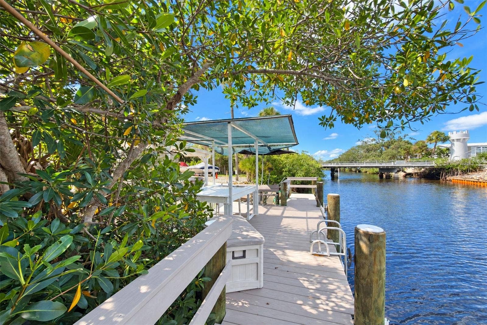 39 CROWN POINT DRIVE, Nokomis, FL 34275 39 CROWN POINT DRIVE, Nokomis, FL 34275