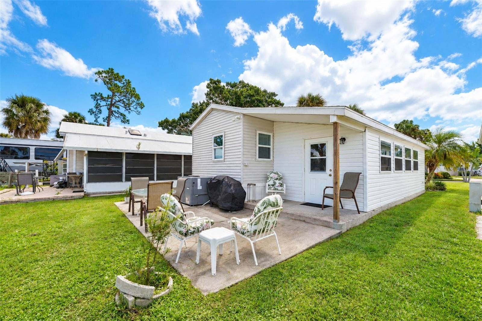 39 CROWN POINT DRIVE, Nokomis, FL 34275 39 CROWN POINT DRIVE, Nokomis, FL 34275
