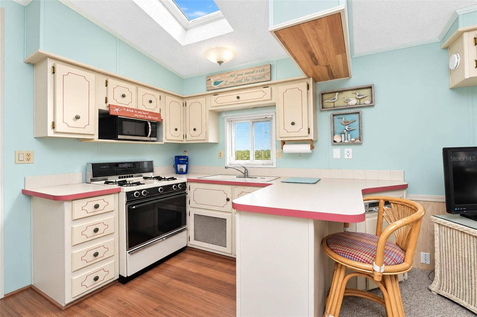 39 CROWN POINT DRIVE, Nokomis, FL 34275 39 CROWN POINT DRIVE, Nokomis, FL 34275