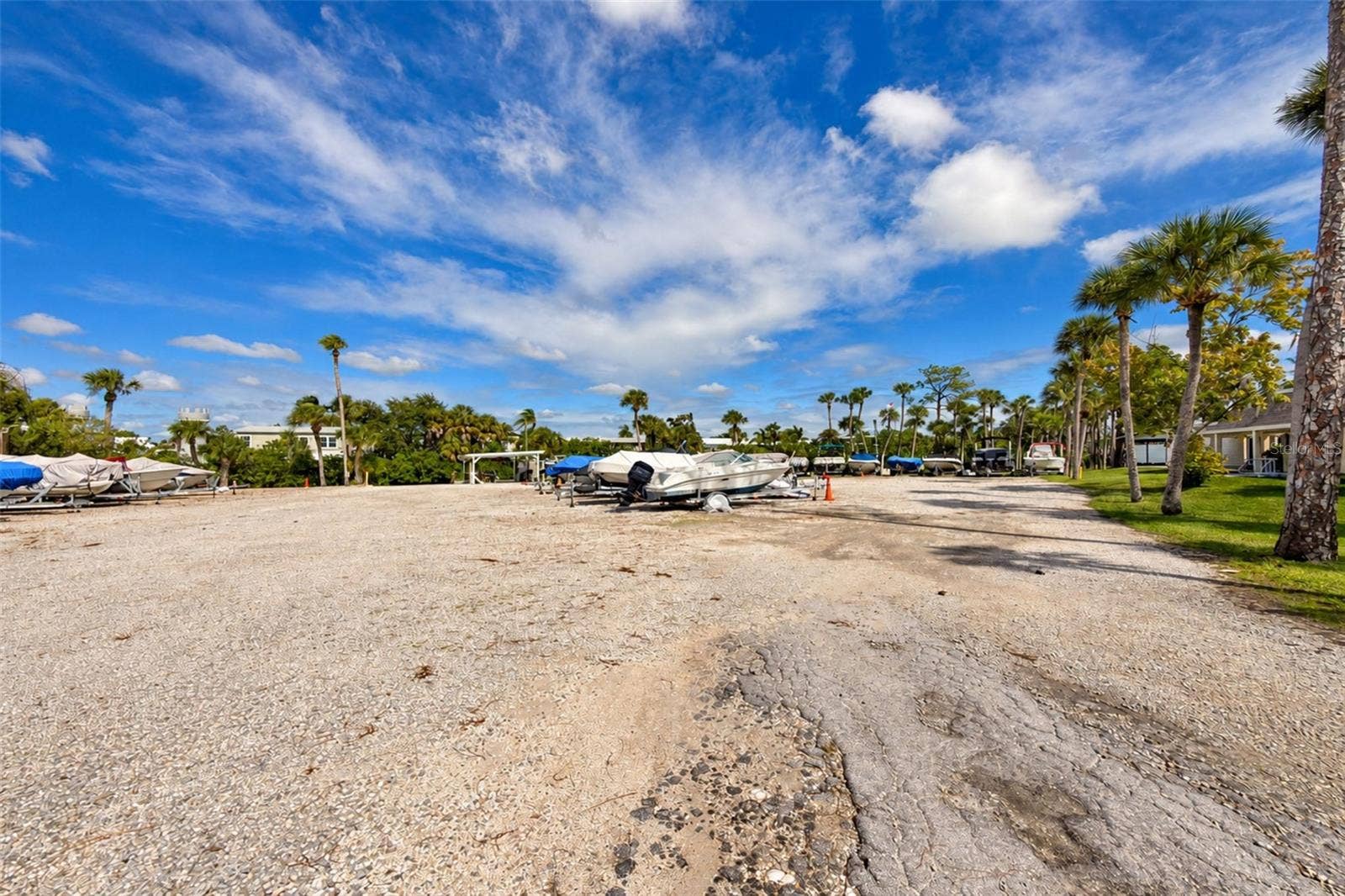39 CROWN POINT DRIVE, Nokomis, FL 34275 39 CROWN POINT DRIVE, Nokomis, FL 34275