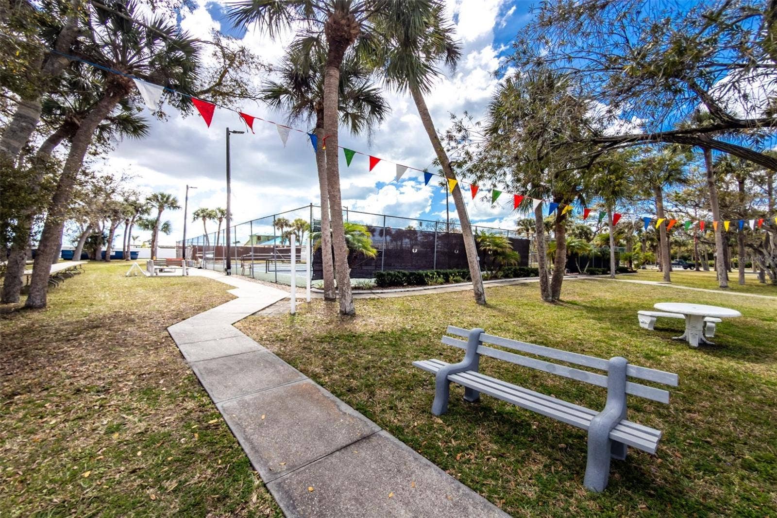 39 CROWN POINT DRIVE, Nokomis, FL 34275 39 CROWN POINT DRIVE, Nokomis, FL 34275