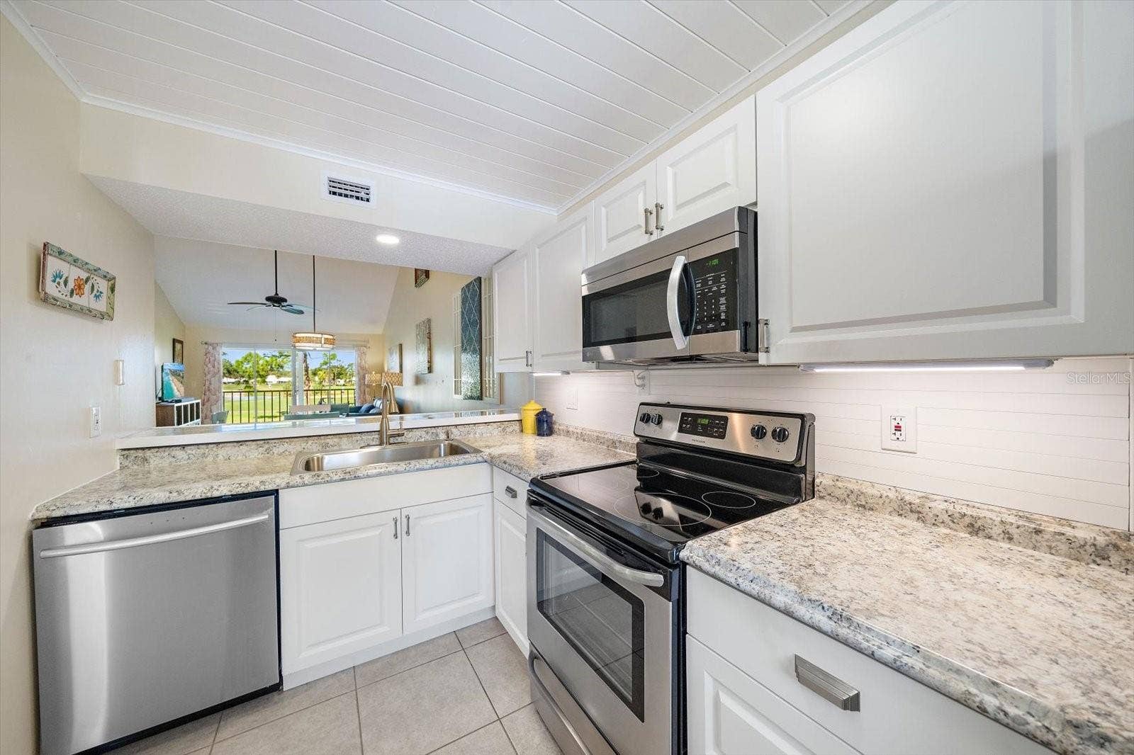 439 CERROMAR LANE, #410, Venice, FL 34293 439 CERROMAR LANE, #410, Venice, FL 34293