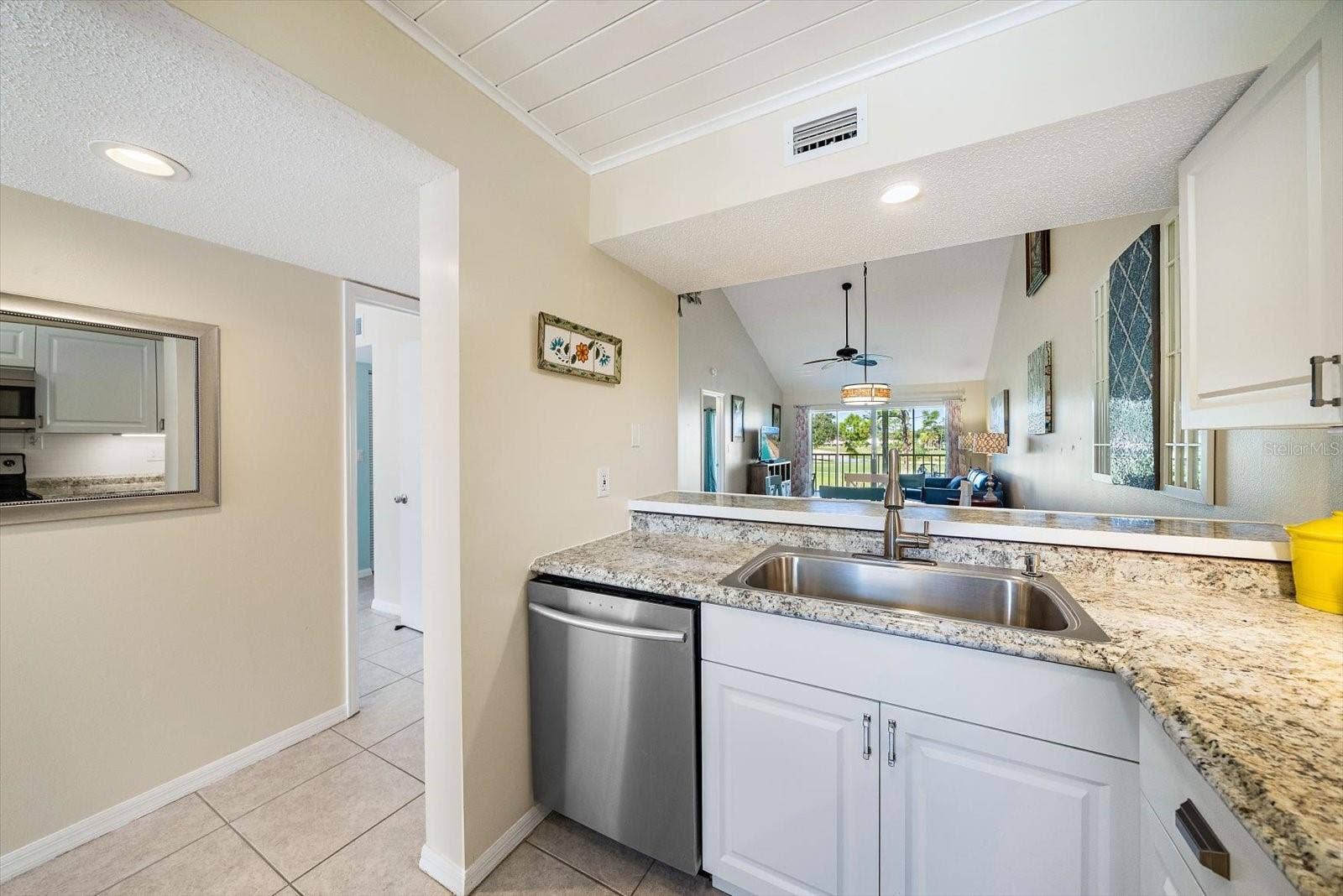 439 CERROMAR LANE, #410, Venice, FL 34293 439 CERROMAR LANE, #410, Venice, FL 34293