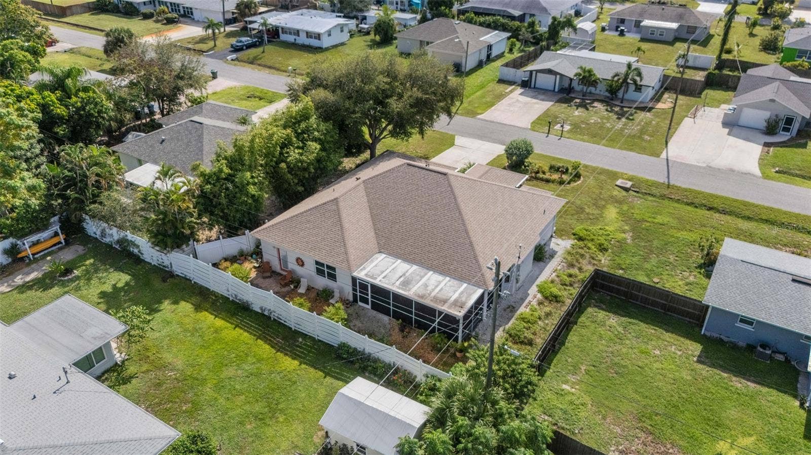 1232 PORPOISE ROAD, Venice, FL 34293 1232 PORPOISE ROAD, Venice, FL 34293